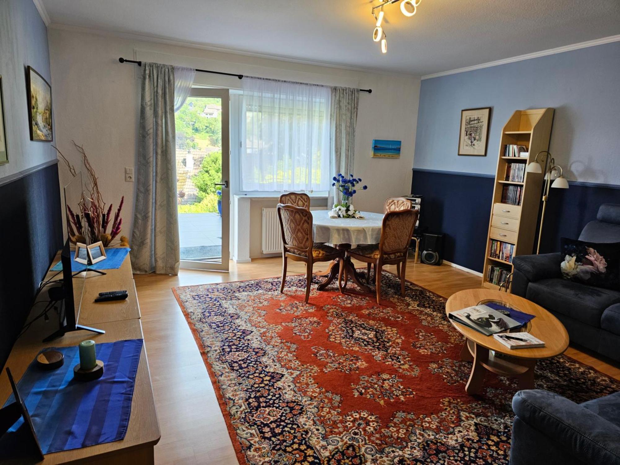 A Large Fully Furnished Private Apartment Linz am Rhein Exterior photo
