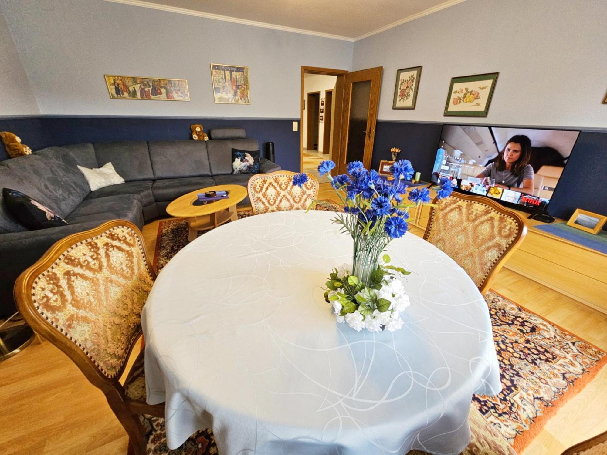 A Large Fully Furnished Private Apartment Linz am Rhein Exterior photo