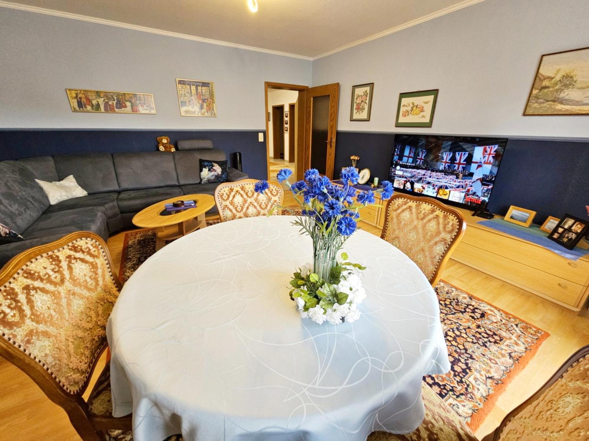 A Large Fully Furnished Private Apartment Linz am Rhein Exterior photo